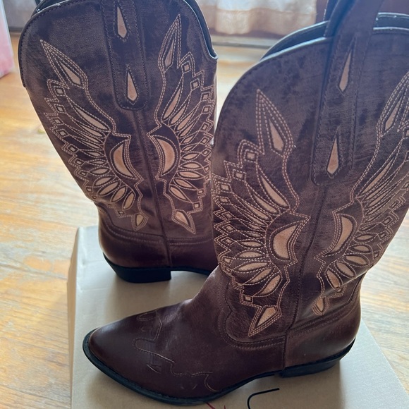 Brown Cowboy Boots - Picture 2 of 5